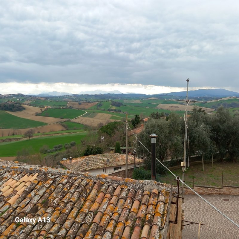 Lucht/land in Terre Roveresche